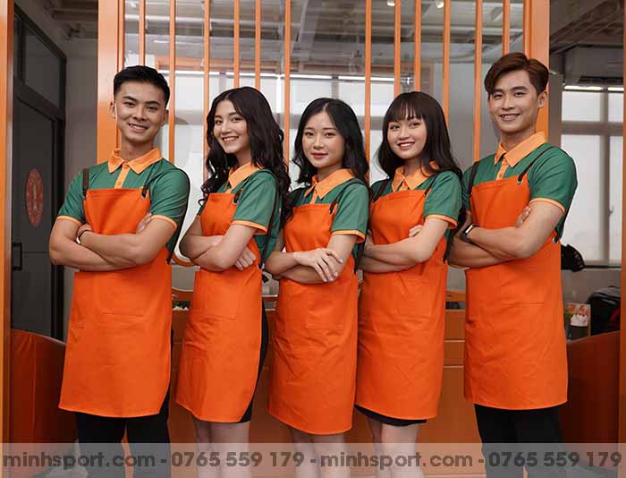 đặt áo đồng phục cho nhà hàng quán ăn
